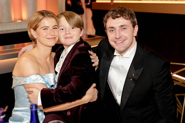 Jessie Buckley and paul mescal