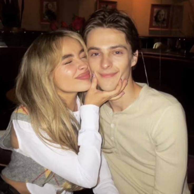 Sabrina Carpenter Dating History.
